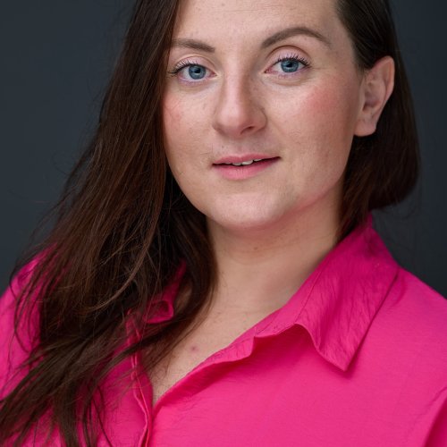 Lektor Angličtina, Zpěv, Čeština pro cizince, Herectví